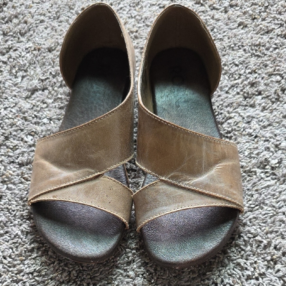 ROAN Tan Women's Sandals